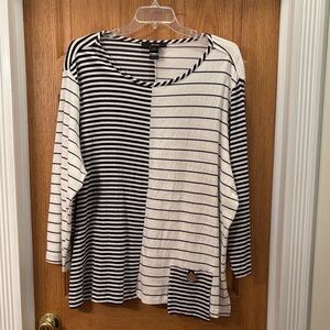 Ali Miles Black and White Striped Long Sleeve Top